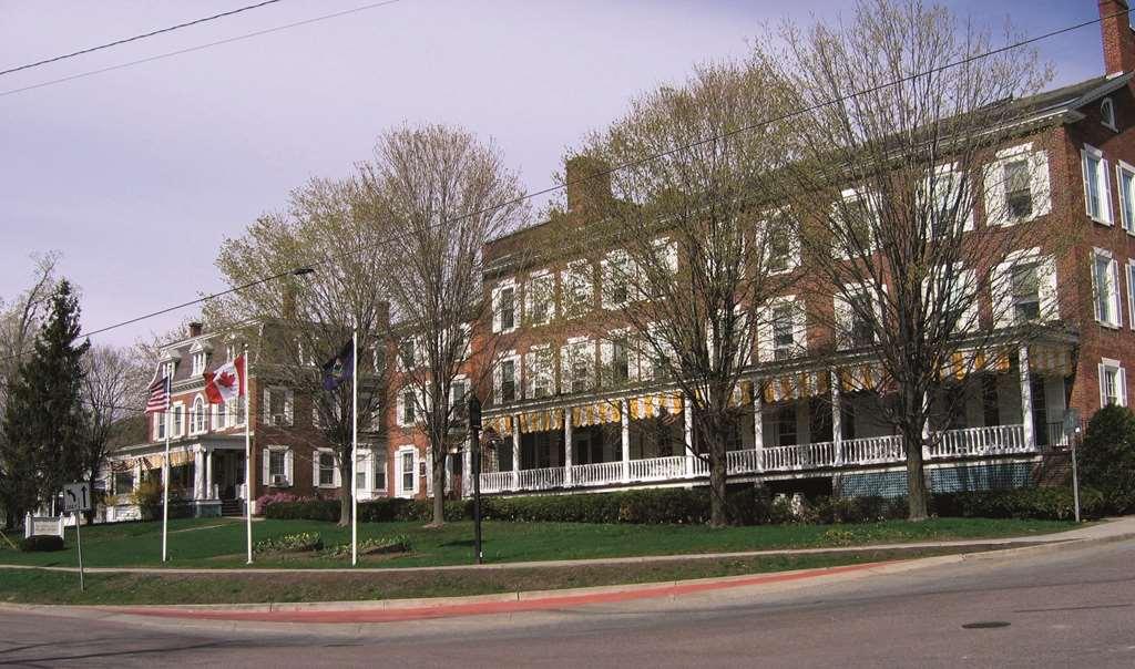 Middlebury Inn Eksteriør billede