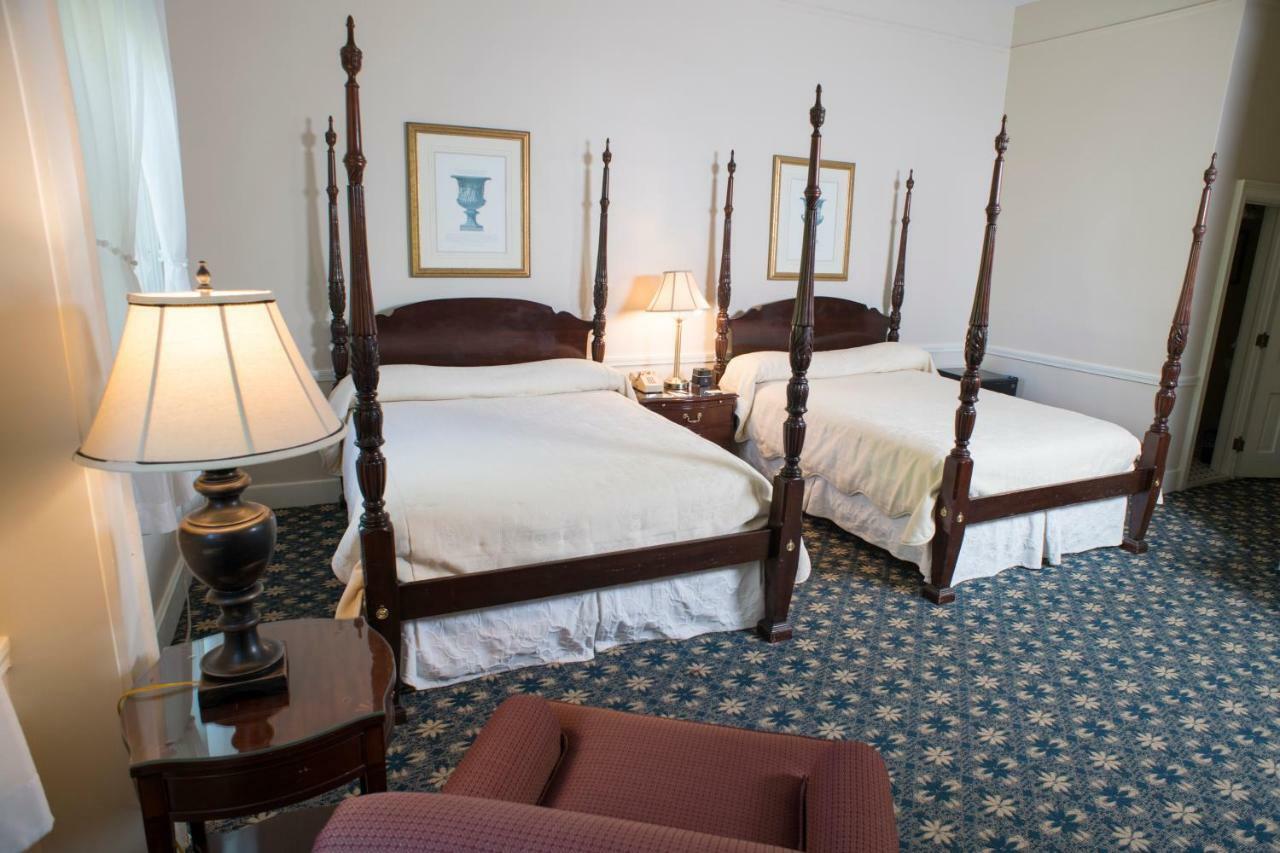 Middlebury Inn Eksteriør billede