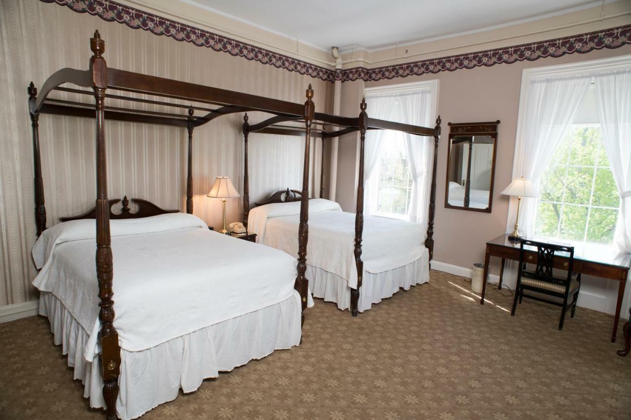 Middlebury Inn Eksteriør billede