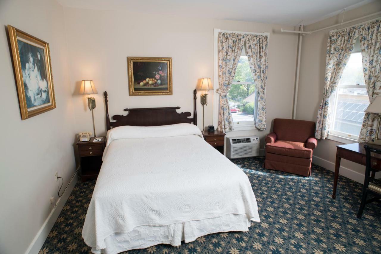Middlebury Inn Eksteriør billede