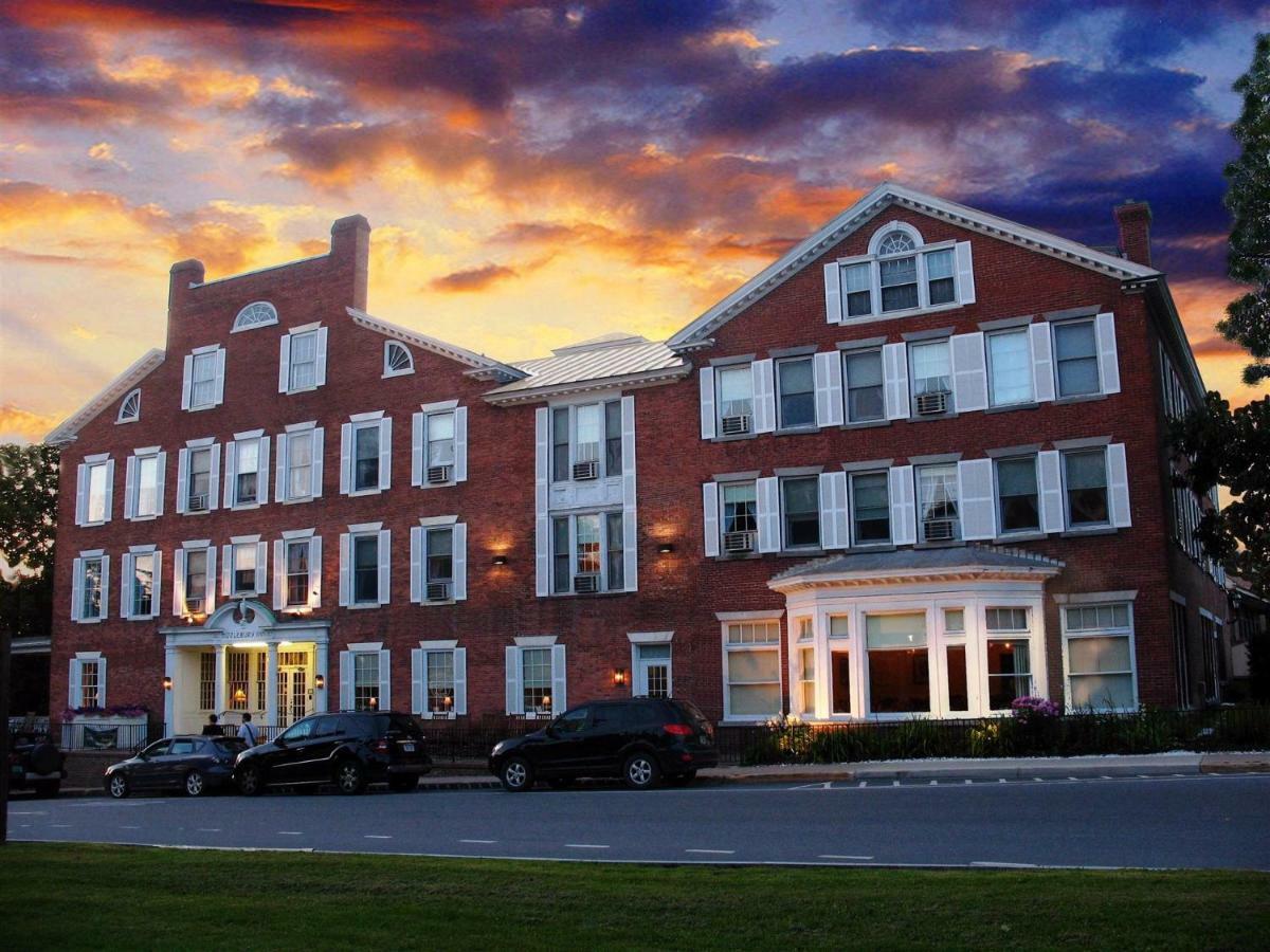 Middlebury Inn Eksteriør billede